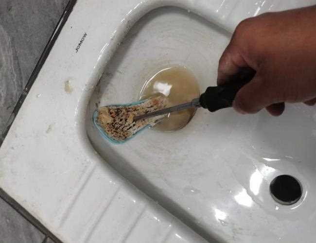 1楼店面厨房没有下水道怎么办呢公司电话疏通地漏