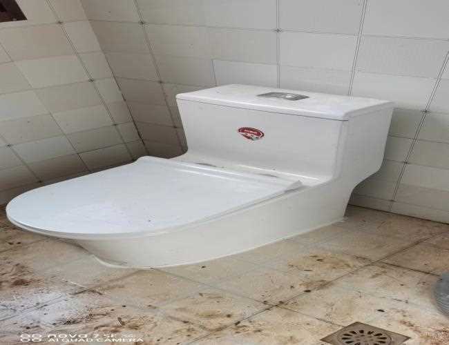 三元宾馆东侧路管道疏通专业疏通下水道图片