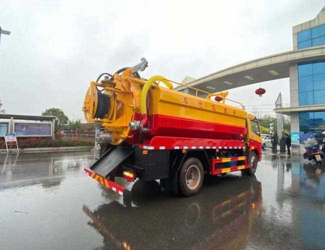 清理化粪池的费用应该由谁承担(清理化粪池的费用应该由谁承担呢)